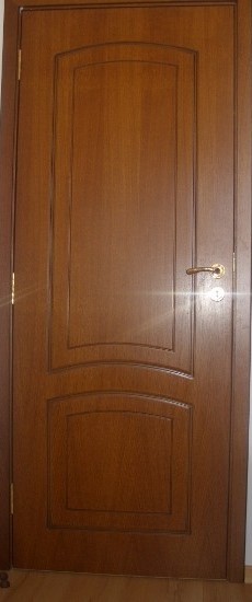 Интериорна врата естествен фурнир